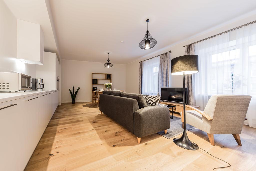 Pronksi 3 Apartments Reval Zimmer foto