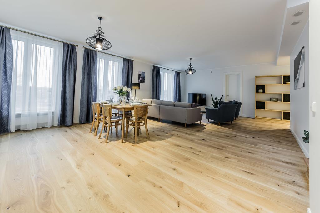 Pronksi 3 Apartments Reval Zimmer foto